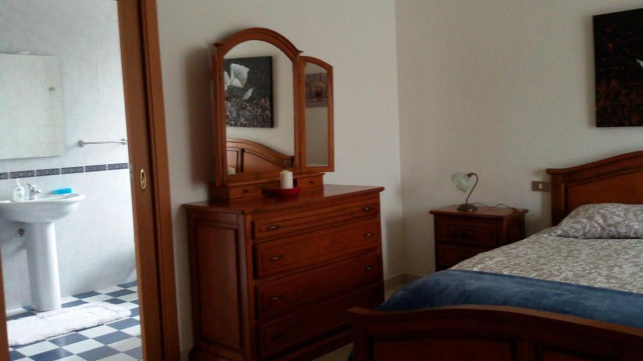 "La Casa Di Mariagrazia" Appartamento 4 Locali Sammichele Di Bari Exterior foto